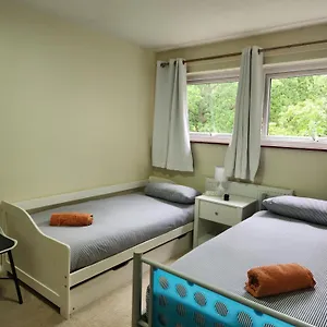 Twin In Crawley,gatwick,west Sussex Homestay
